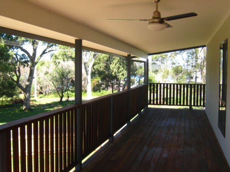 9 Patterson St, Russell Island QLD 4184