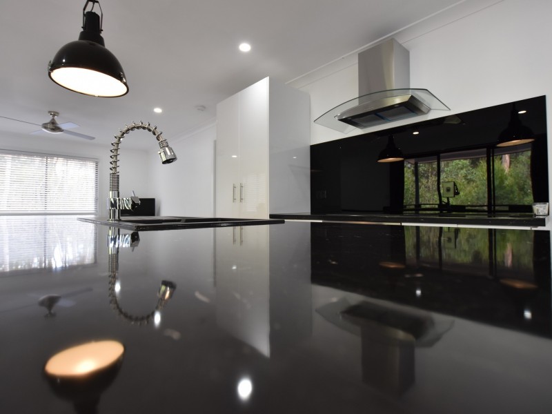 26 Diamond Street, Russell Island QLD 4184