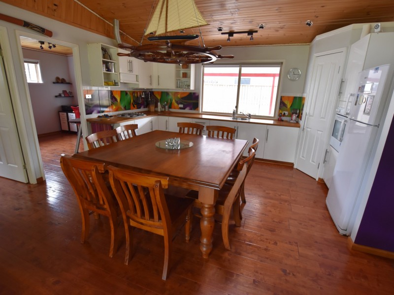 4 Pao Pao, Russell Island QLD 4184