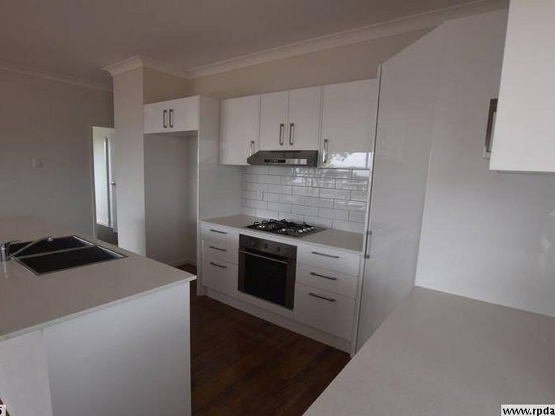 119 Palm Beach Road, Russell Island QLD 4184