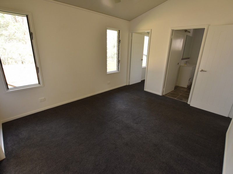 38 Dempsey Street, Russell Island QLD 4184