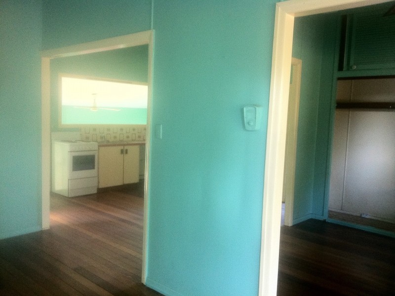 3 Centre Road, Russell Island QLD 4184