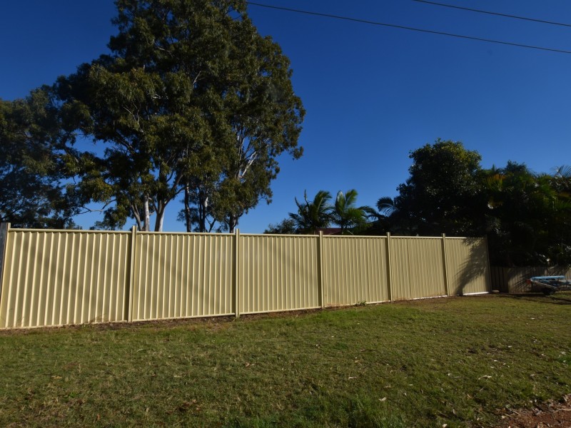 67 Bangalow St, Russell Island QLD 4184