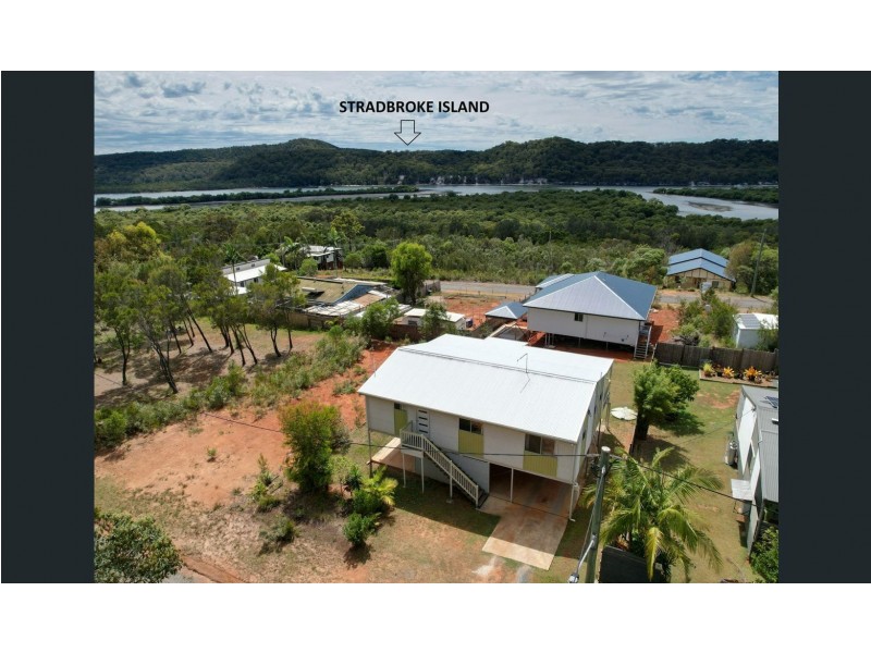 8 Hillview Parade, Russell Island QLD 4184