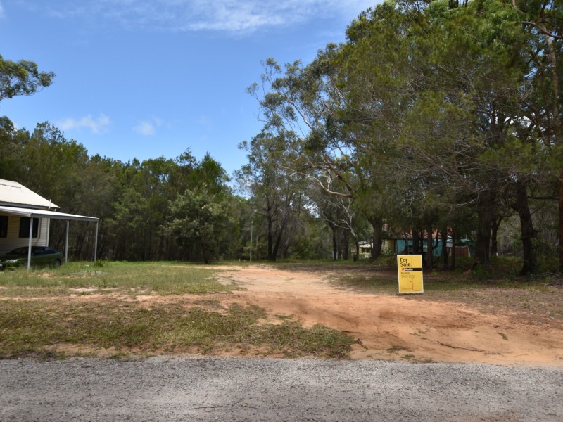 32 Little Cove Rd, Russell Island QLD 4184