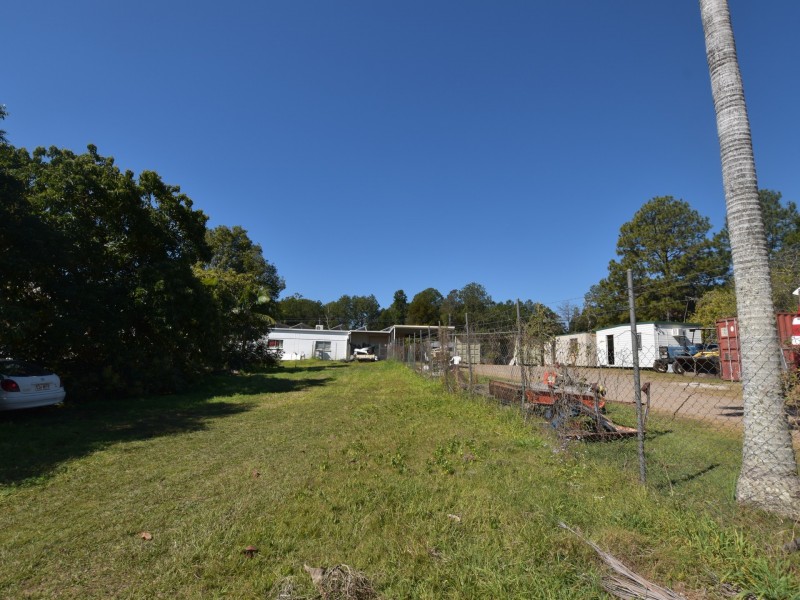 12 Sandra Street, Russell Island QLD 4184