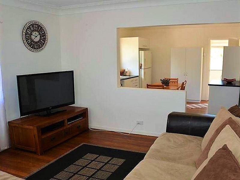 6 Monsoon St, Russell Island QLD 4184