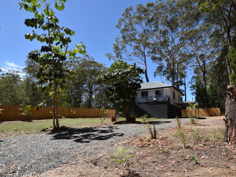 6 Monsoon St, Russell Island QLD 4184