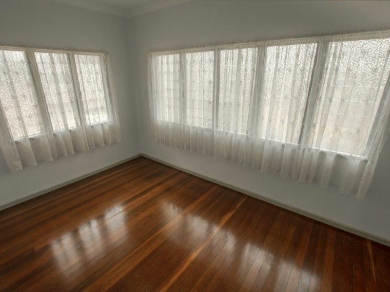 15 Doverton Drive, Russell Island QLD 4184