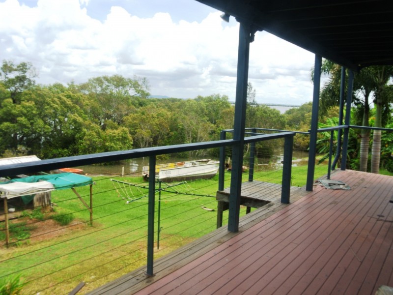Russell Island QLD 4184