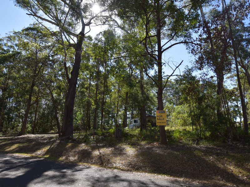 35 Ilumba St, Russell Island QLD 4184