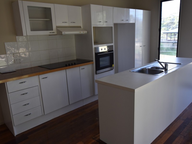 5 Lindwall Street, Russell Island QLD 4184