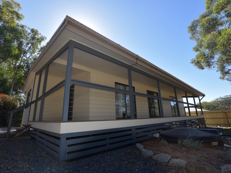 5 Lindwall Street, Russell Island QLD 4184
