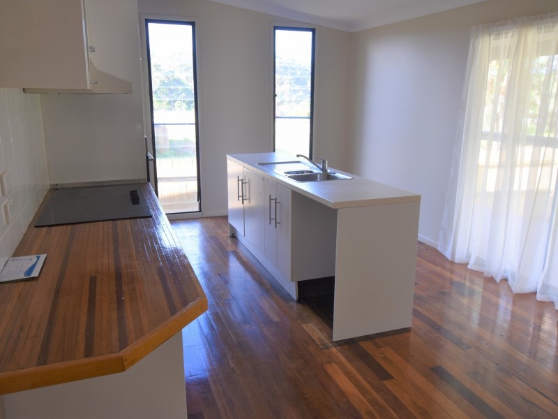 5 Lindwall Street, Russell Island QLD 4184