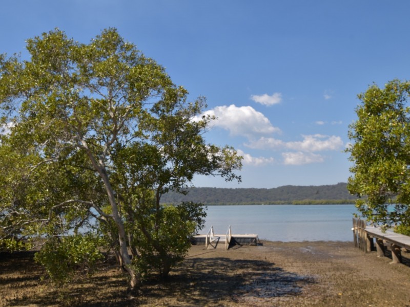 56 Canaipa Point Dve, Russell Island QLD 4184