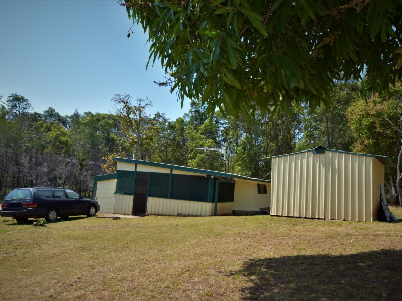 3 Castle, Russell Island QLD 4184