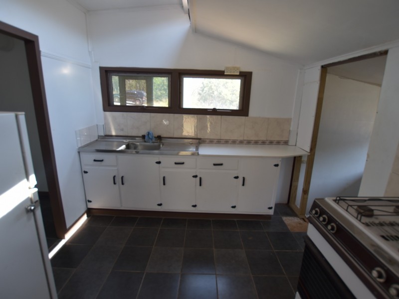 3 Castle, Russell Island QLD 4184