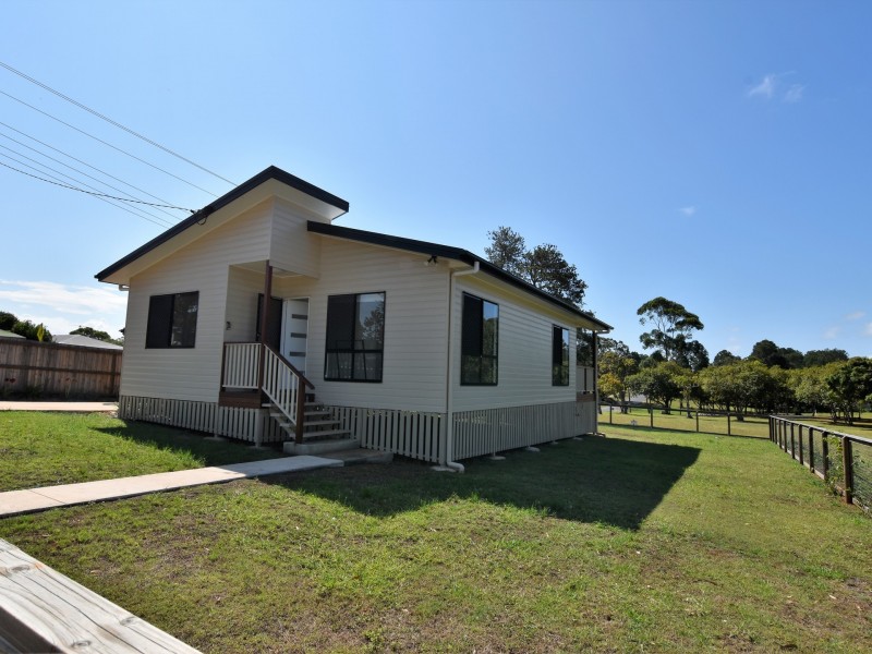 150 High Street, Russell Island QLD 4184