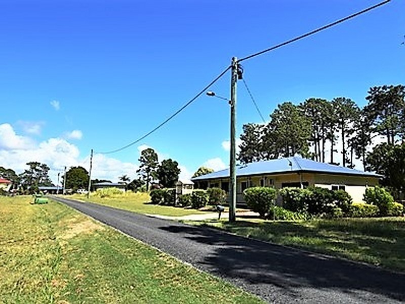 13 Grevillea St, Russell Island QLD 4184