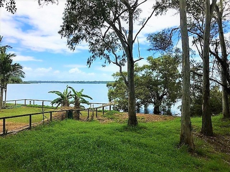 Russell Island QLD 4184