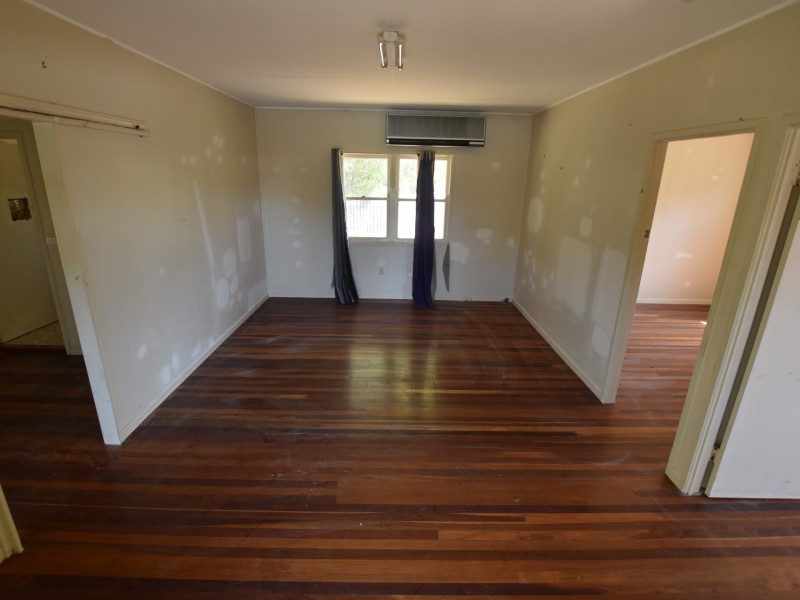 39 Little Cove Rd, Russell Island QLD 4184