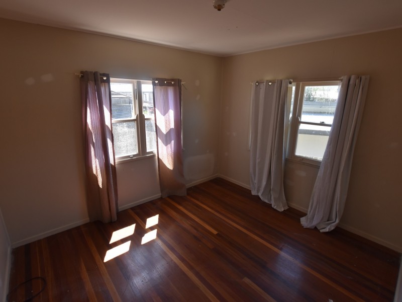 39 Little Cove Rd, Russell Island QLD 4184