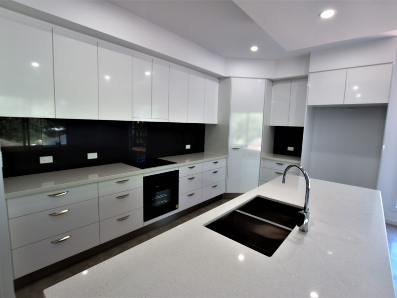 9 Callistemon, Russell Island QLD 4184