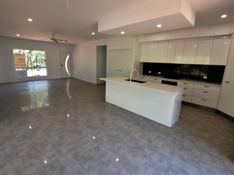9 Callistemon, Russell Island QLD 4184