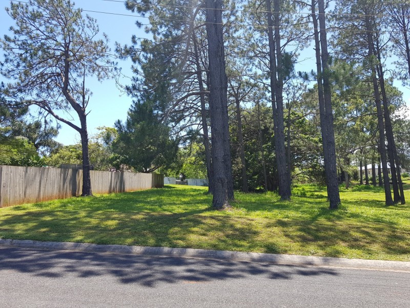 5 Bernborough, Russell Island QLD 4184