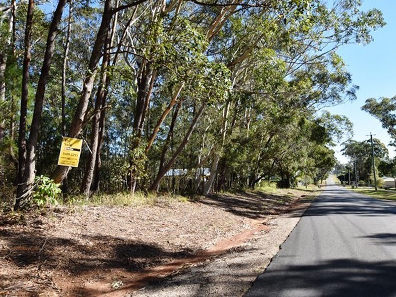 26 Jackson Rd, Russell Island QLD 4184