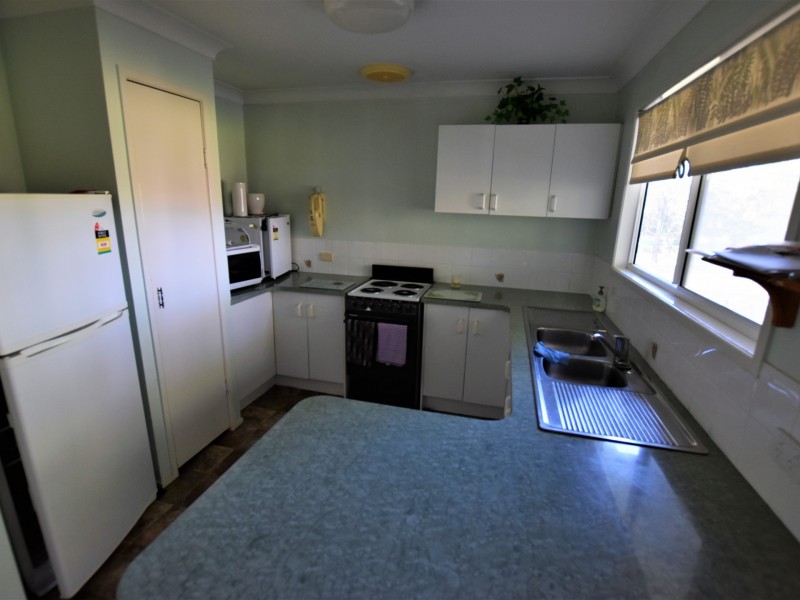 13 Pookanah Street, Russell Island QLD 4184