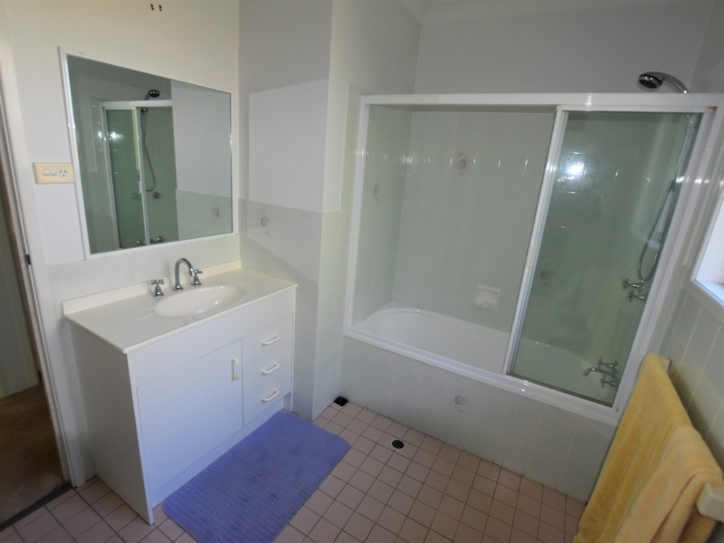 13 Pookanah Street, Russell Island QLD 4184