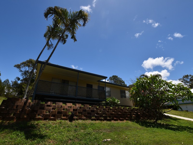 30 Highland Ridge Rd, Russell Island QLD 4184