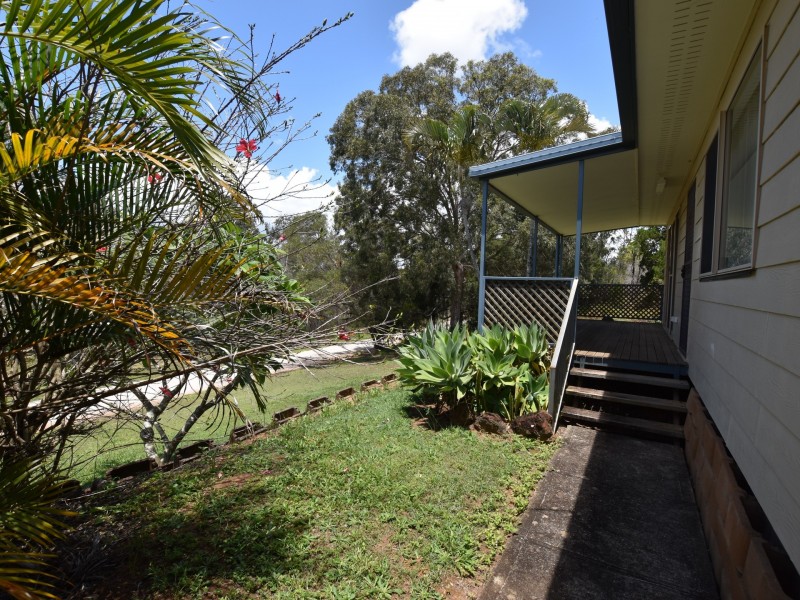 30 Highland Ridge Rd, Russell Island QLD 4184