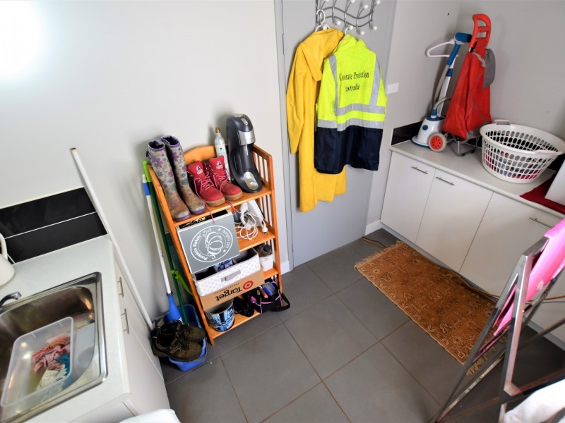 32 Judith Street, Russell Island QLD 4184