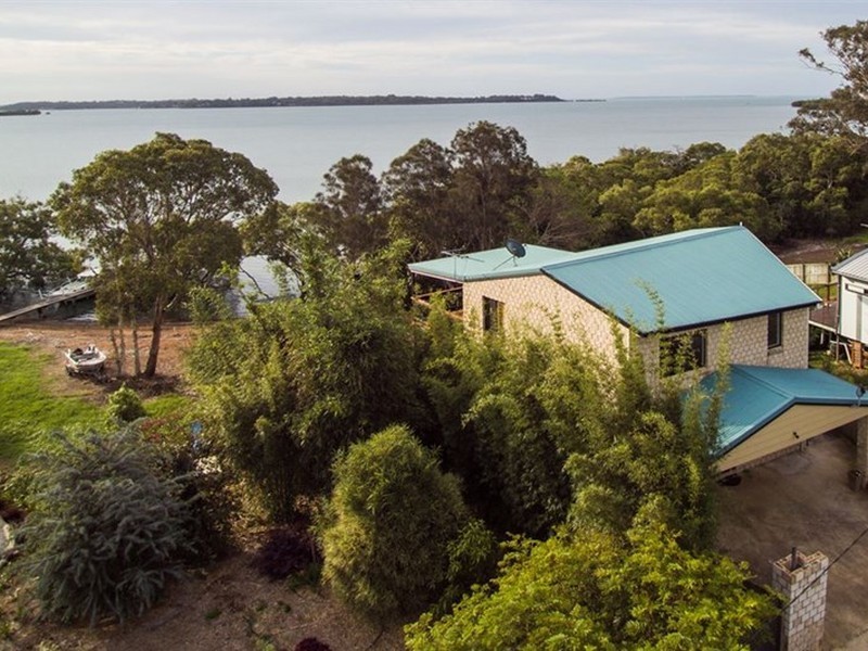 5 Player Court, Russell Island QLD 4184