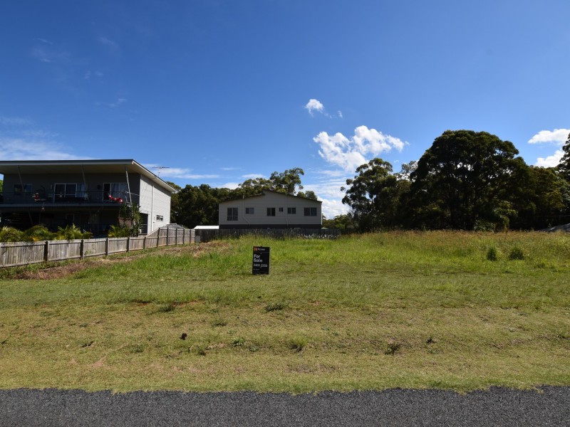 66 Laurel Street, Russell Island QLD 4184