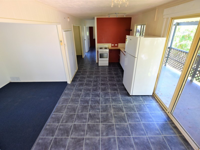 2 Aimeo Esplanade, Russell Island QLD 4184