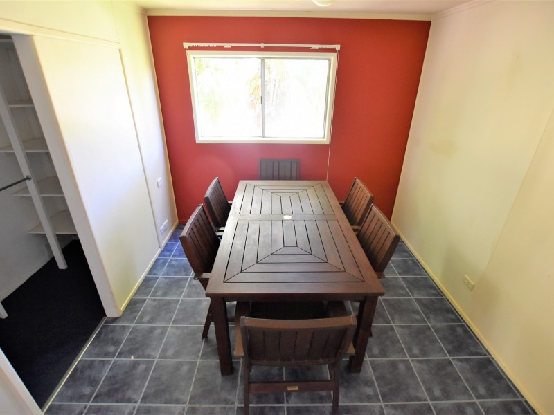 2 Aimeo Esplanade, Russell Island QLD 4184