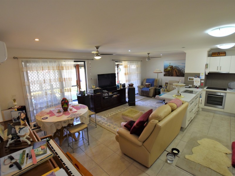 41 Little Cove Rd, Russell Island QLD 4184