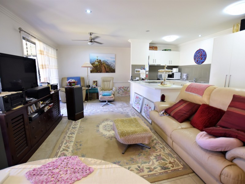 41 Little Cove Rd, Russell Island QLD 4184