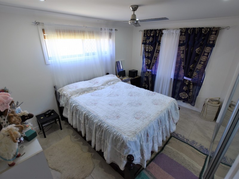 41 Little Cove Rd, Russell Island QLD 4184