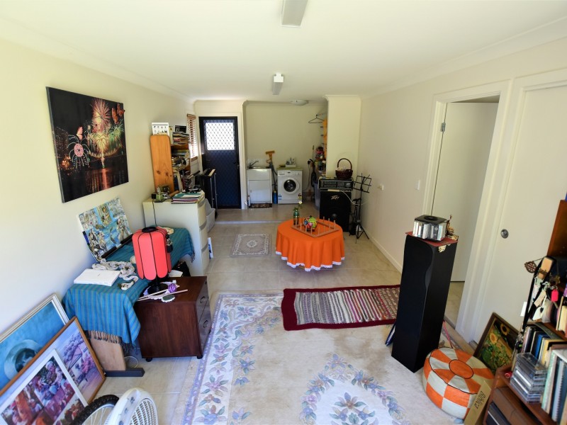 41 Little Cove Rd, Russell Island QLD 4184