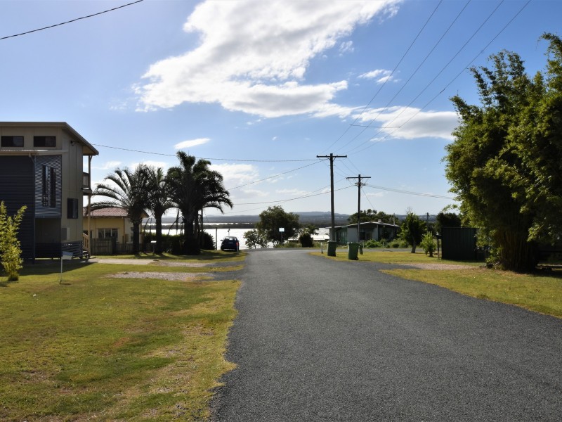 14 Panorama, Russell Island QLD 4184