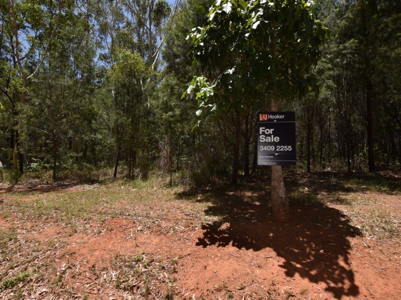 35 Hacking Ridge Rd, Russell Island QLD 4184