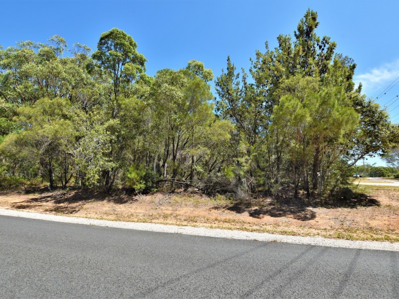 2 Summerland Dv, Russell Island QLD 4184