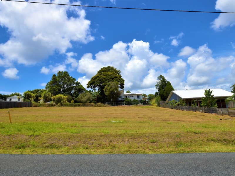 22 Laurel Street, Russell Island QLD 4184