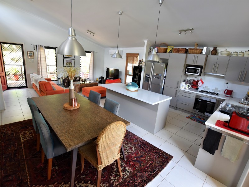 28 Pharlap Street, Russell Island QLD 4184