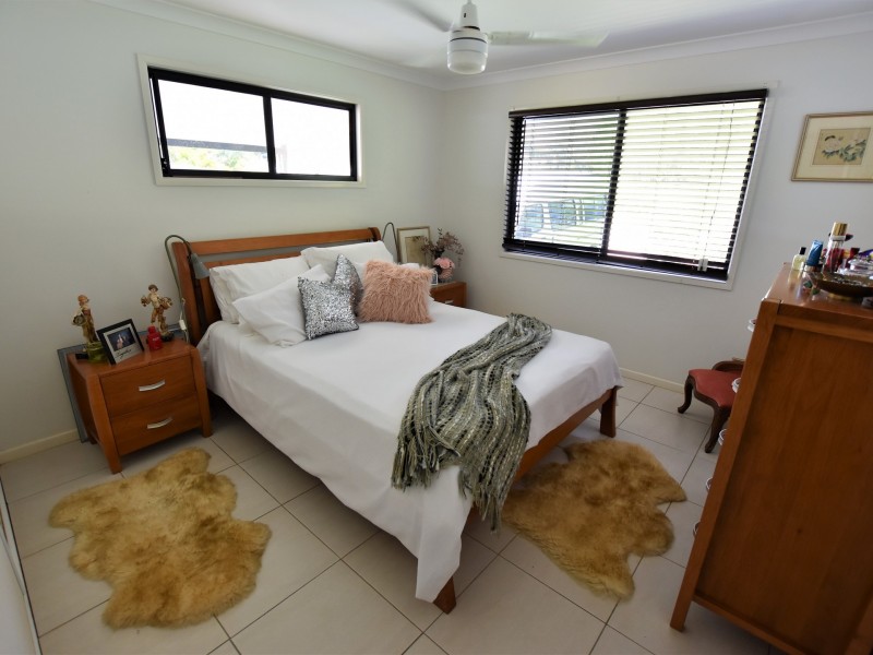 28 Pharlap Street, Russell Island QLD 4184