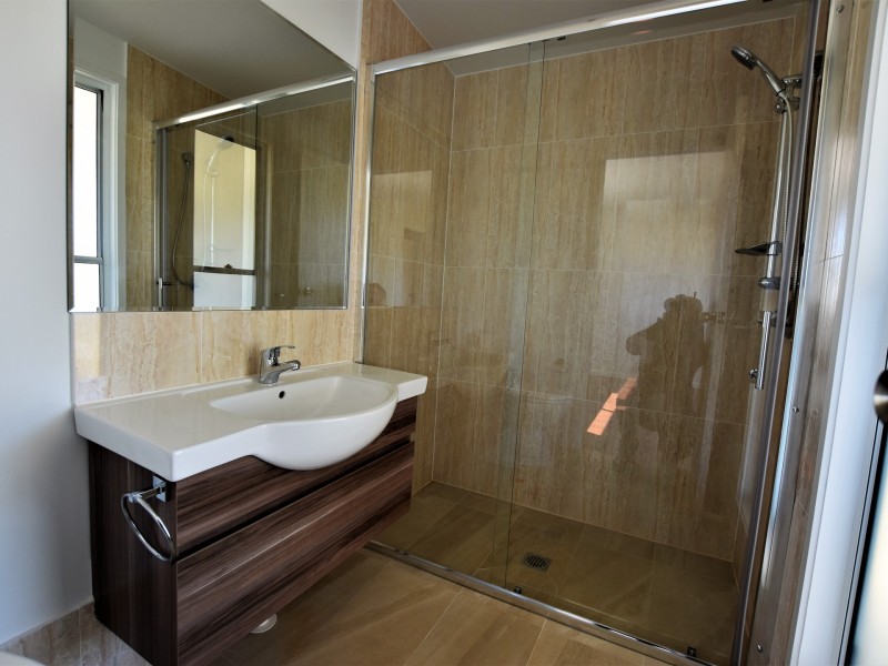 17 Roebuck Rd, Russell Island QLD 4184